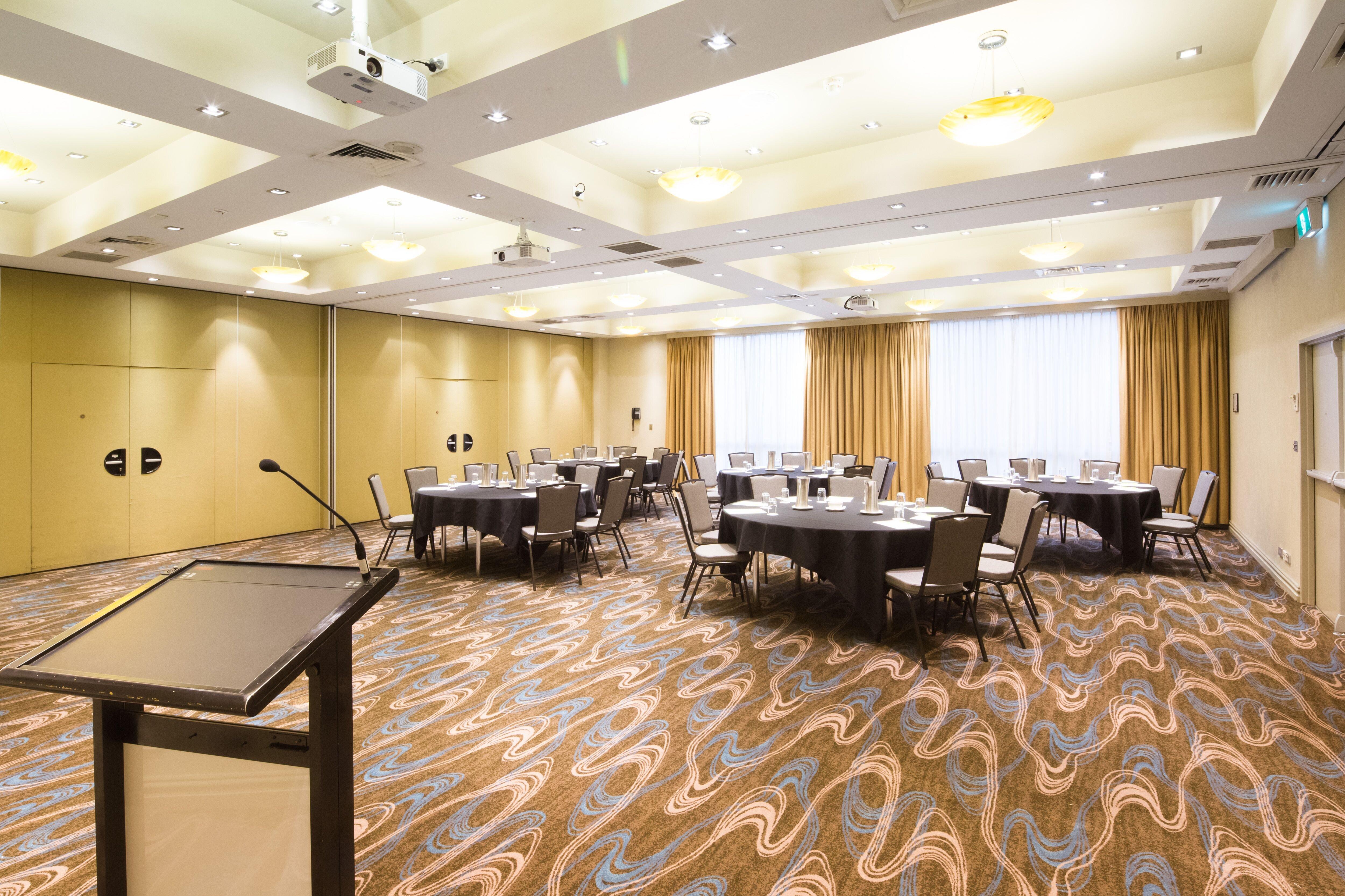 Holiday Inn Parramatta By Ihg Сидни Екстериор снимка